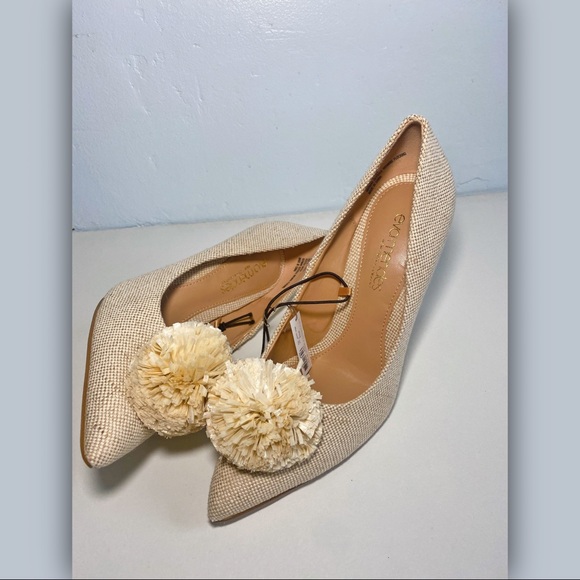 Beige heels with PomPom size 8 - Picture 3 of 7